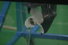 Flushing-F20C-lewat-Propeller-keluar-air